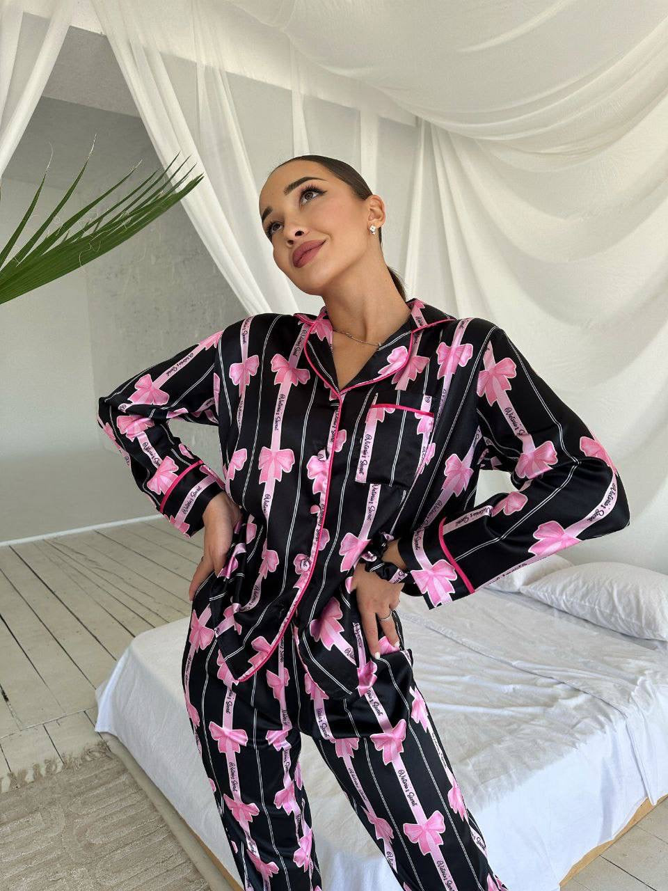 Black Pink bow VS pajama